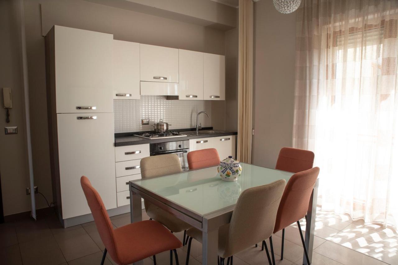 카니카티 Come A Casa Panoramico E Centralissimo 아파트 외부 사진